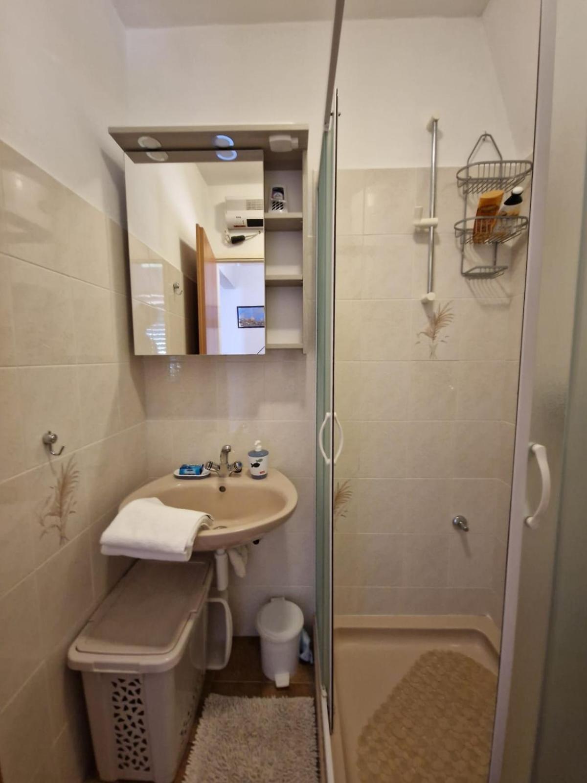 Riva Apartment *
